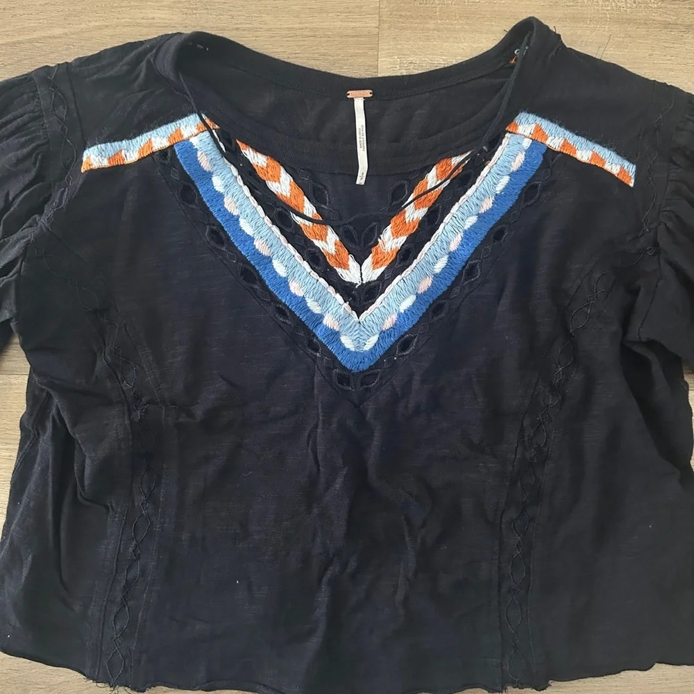 Free People Embroidered Boho Long Sleeve Top | Size S- EUC - Picture 4 of 9